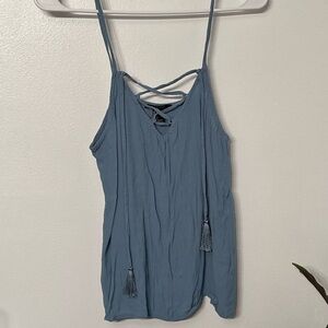 🌸4/$40 Spaghetti strap lace up top with tassels.